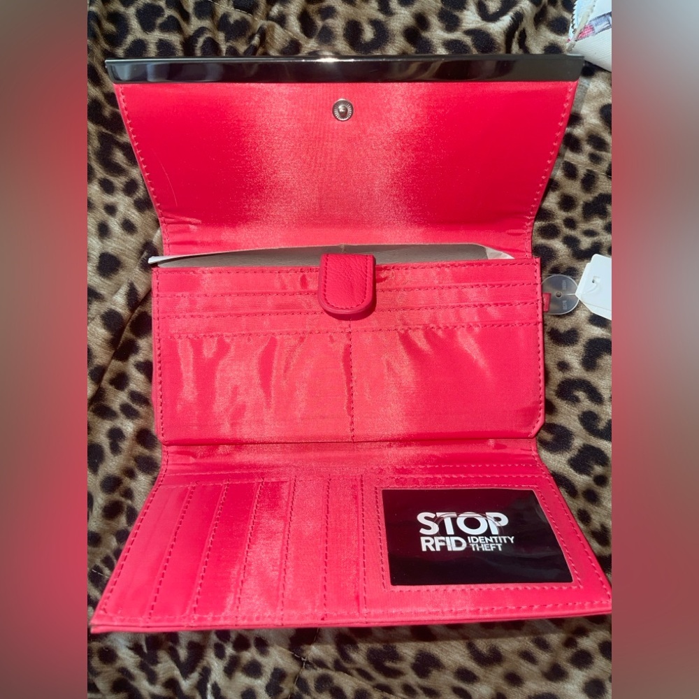 Misc Wallets (6) - image 3